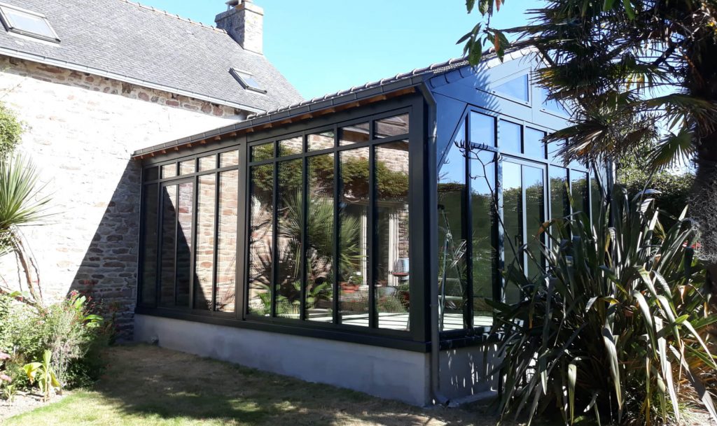 Réalisation de véranda sur maison Ker Alu menuiserie aluminium Lorient