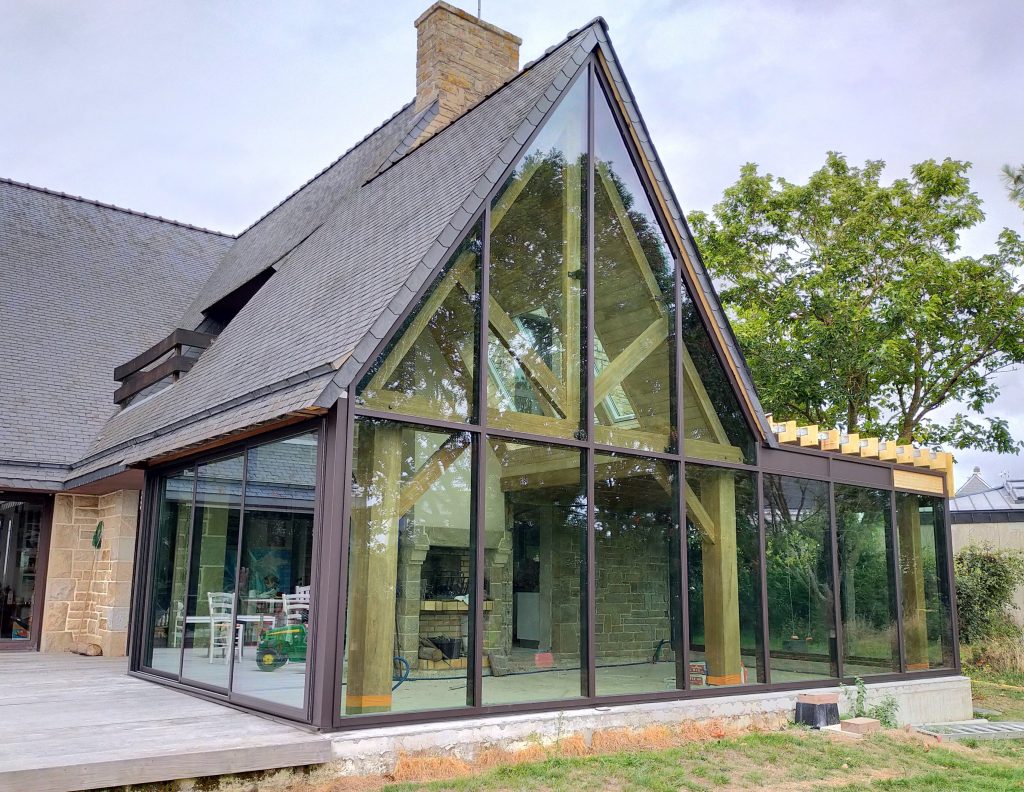 menuiserie et pose de baie vitrée sur maison Ker Alu aluminium Lorient